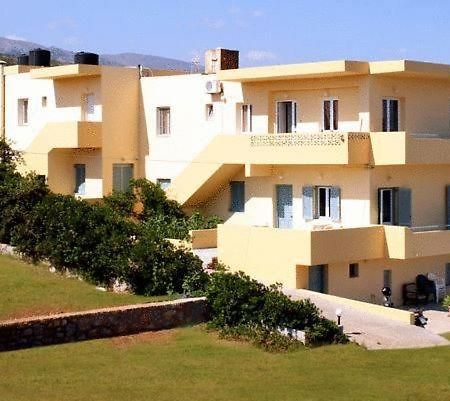 Nautilus Apartments Σίσσι Εξωτερικό φωτογραφία