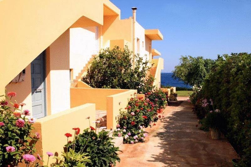 Nautilus Apartments Σίσσι Εξωτερικό φωτογραφία
